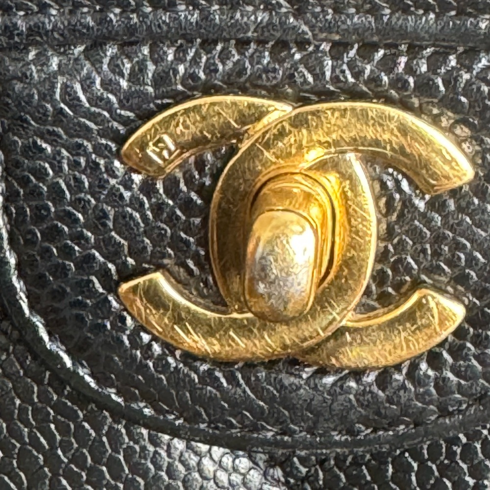 Chanel Black Caviar Vintage Jumbo Single Flap -24k gold hardware - Picture 4 of 17